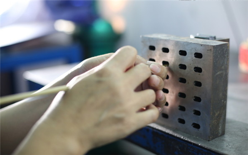 ���ϻ��������-����ᣨ�й���ע�ܼӹ���