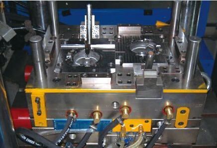 �������ϻ��������-����ᣨ�й����г�δ����չ����