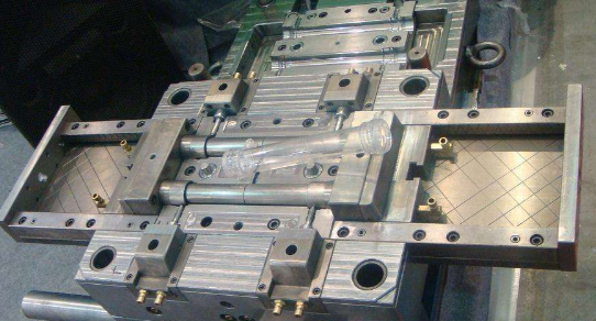 ���ڻ��������-����ᣨ�й��������ϻ��������-����ᣨ�й�������;